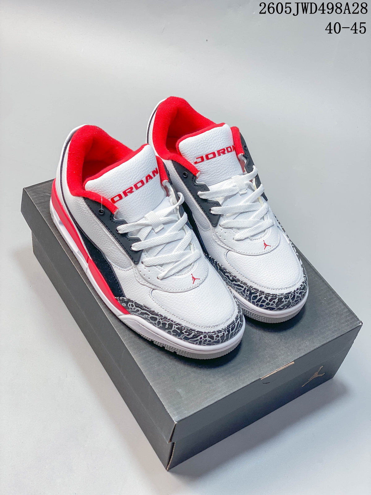 Jordan Air Jordan 3 Retro Low Sneakers White Red IO3372