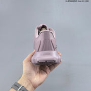 Alo Yoga Alo Runner Low-Top Sneakers in Mauve