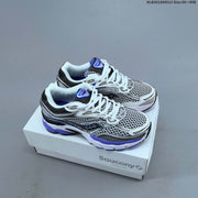 Saucony ProGrid Omni 9 Retro Running Sneakers