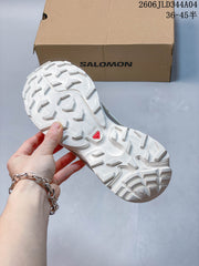 Salomon XT-6 Trail Running Shoes, White and Taupe, 06JLD344A04