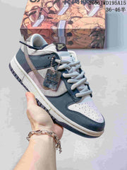 Nike SB Zoom Dunk Low Sneakers in Multicolor