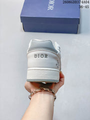 Dior 06GDD374A04 Low-Top Sneakers in White and Gray