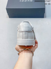 Gucci White Leather Low-Top Sneakers with Green-Red Web Stripe