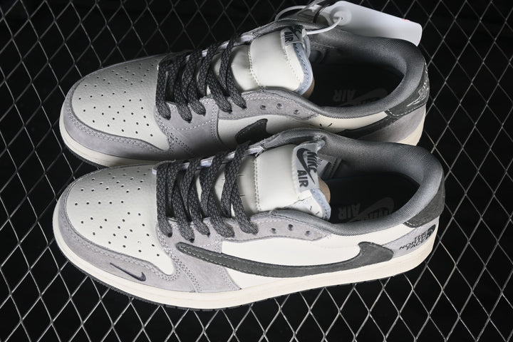 Jordan 1 Low OG SP Travis Scott Fragment Design Sneakers