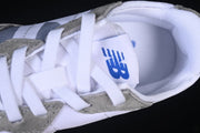 New Balance 327 Kids Sneakers in Grey and White