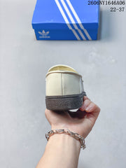 Adidas Handball Spezial Loafers in Cream with Gum Sole KK2786