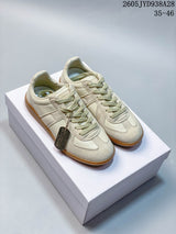 Maison Margiela Replica Low-Top Sneakers in Cream