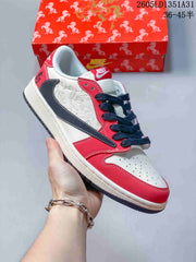 Nike Dunk Low Cloud and Horse Embroidery Sneakers