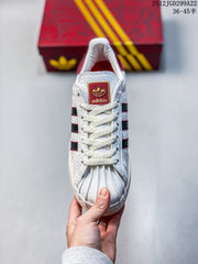 Adidas Superstar Snake-Pattern Low-Top Sneakers JR8036