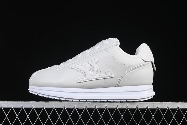 Louis Vuitton 1AIKDD White Low-Top Sneakers