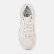 New Balance 204L