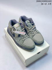 Jordan Stadium 90 Sneakers in Sage Green HF5258-201