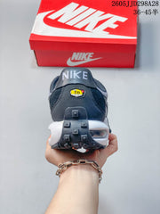 Nike Air Max Waffle SP Sneakers Gray Black FV6946-007