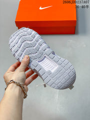 Nike Free Metcon 6 Training Shoes in Pale Mint