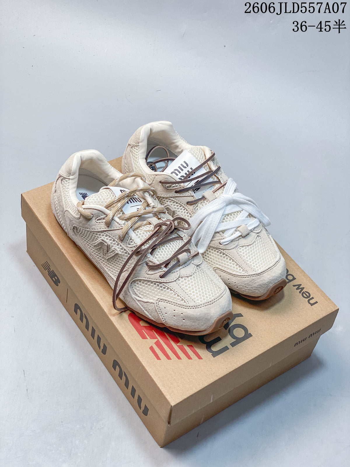 Miu Miu x New Balance 530 SL Sneakers in Beige