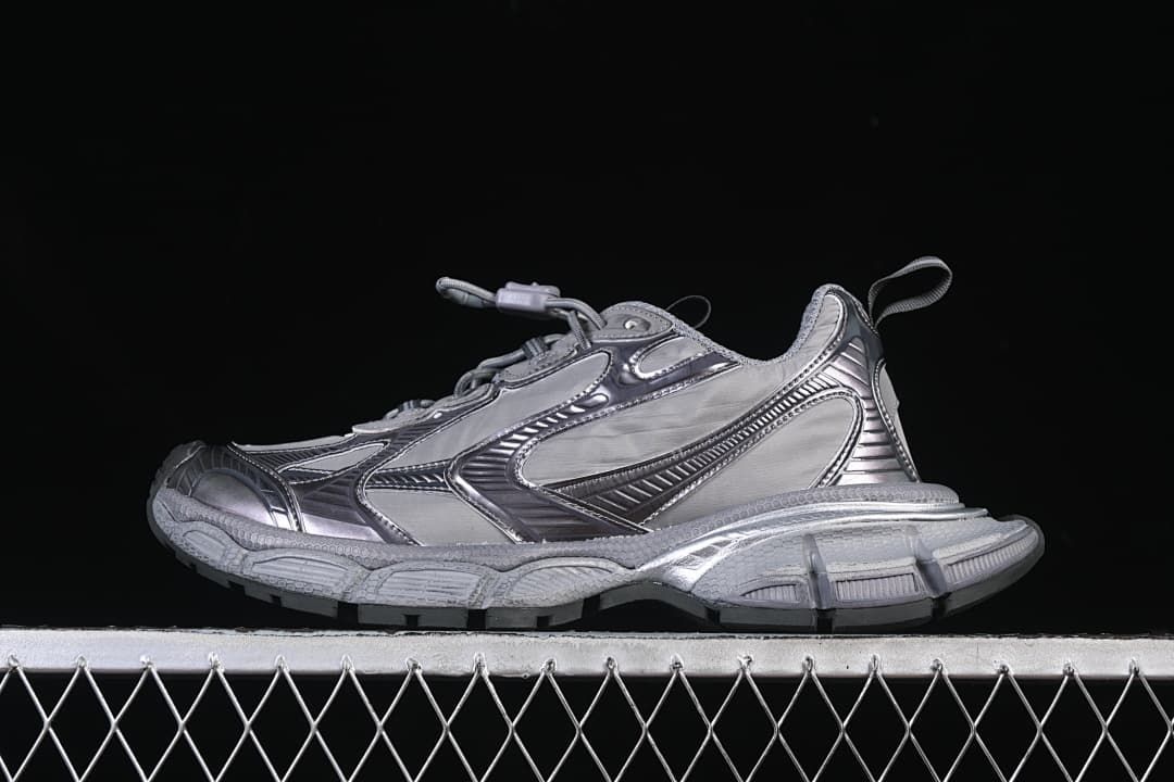Balenciaga Phantom Sneakers in Grey