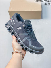 On Cloud 5 Sneakers in Gray