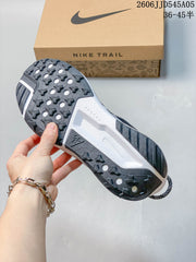 Nike Pegasus Trail 6 Running Shoes in Dark Gray