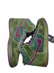 Nike SB Dunk High Skunk 420