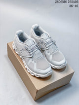 On Cloud 5 Sneakers in Light Grey