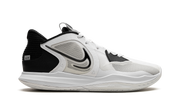 Kyrie 5 Low "White Wolf Grey Black" DJ6012 102