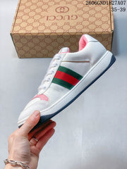 Gucci White and Pink Low-Top Sneakers with Web Stripe