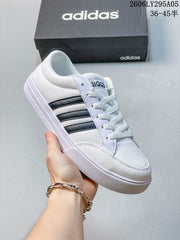 adidas AS Set Low-Top Sneakers DB0092