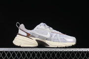 Nike V2K Run Low-Top Sneakers White FD0736-202