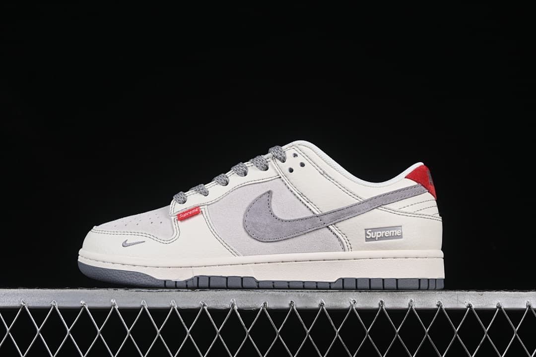 Nike SB Dunk Low Supreme Sneakers White Grey Red BB7518-025