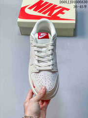 Nike SB Dunk Low Comme des Garçons White Red Sneakers