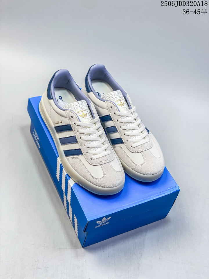Adidas Gazelle 90 Low-Top Sneakers, Cream and Blue, BB5476