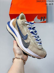 Nike Sacai VaporWaffle SP Sneakers Beige Blue