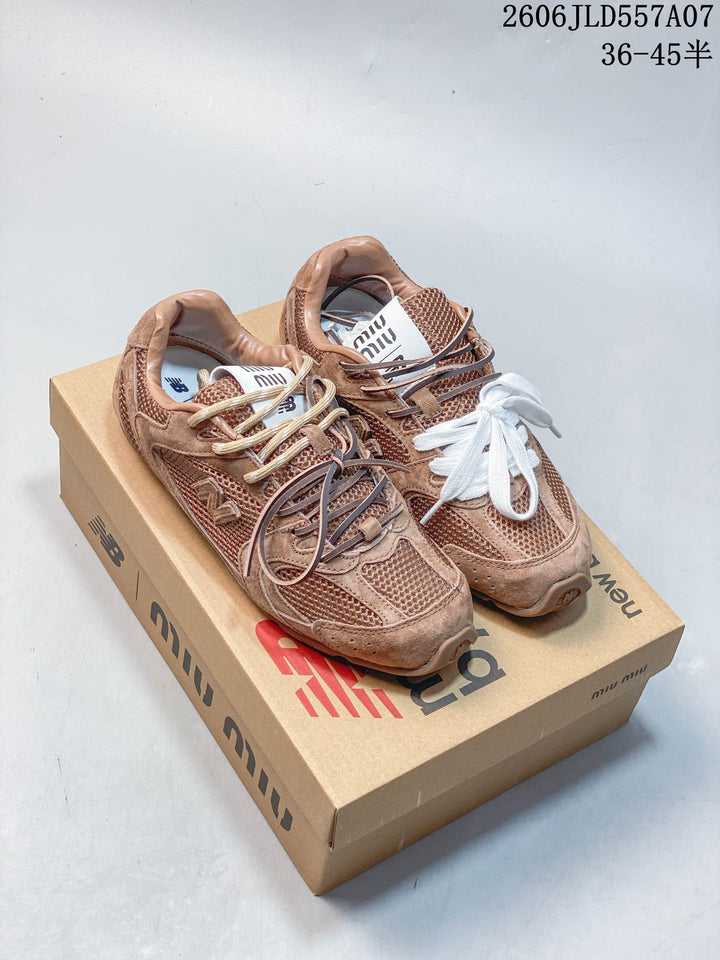 Miu Miu x New Balance 530 SL Sneakers in Brown