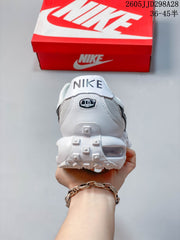Nike Air Max Waffle SP Low-Top Sneakers FV6946-007