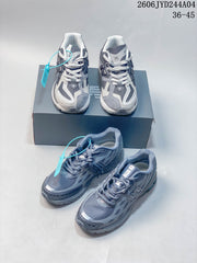 New Balance 1906R Running Sneakers in Gray