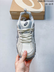ASICS Gel-TRUCK Sneakers White Grey 1203A485-001