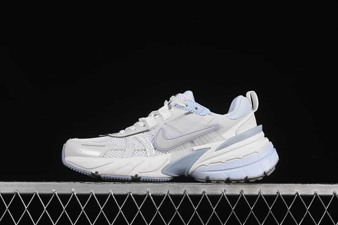 Nike V2K Run White and Blue Low-Top Sneakers FD0736-009