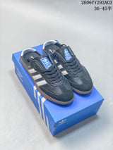 Adidas Samba Low-Top Sneakers in Navy and White KI5935