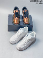 Nike Air Force 1 '07 Low Sneakers in Patterned Metallic and White