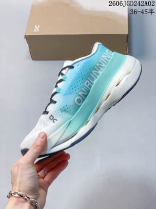 ON Cloudboom Max Sneakers Turquoise White 2606JGD242A02