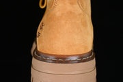 Timberland TB10078 Mid-Top Lace-Up Boots in Wheat