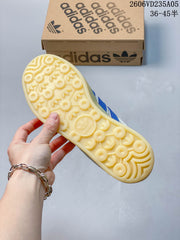 adidas Samba JS3931 Sneakers in White and Blue