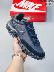 Nike Air Max Waffle SP Low-Top Sneakers FV6946-007