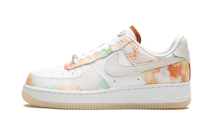 AIR FORCE 1 LO WMNS "Pastel Paisley" FJ7739 101