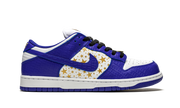 SB Dunk Low "Supreme - Stars - Hyper Blue" DH3228 100