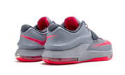 KD 7 "Calm Before The Storm" 653996 060