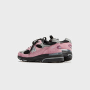 New Balance Made in USA 993 - Pink Taffy / Black / Slate / Grey
