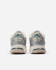 M1906REE Silver Metallic Sea Salt
