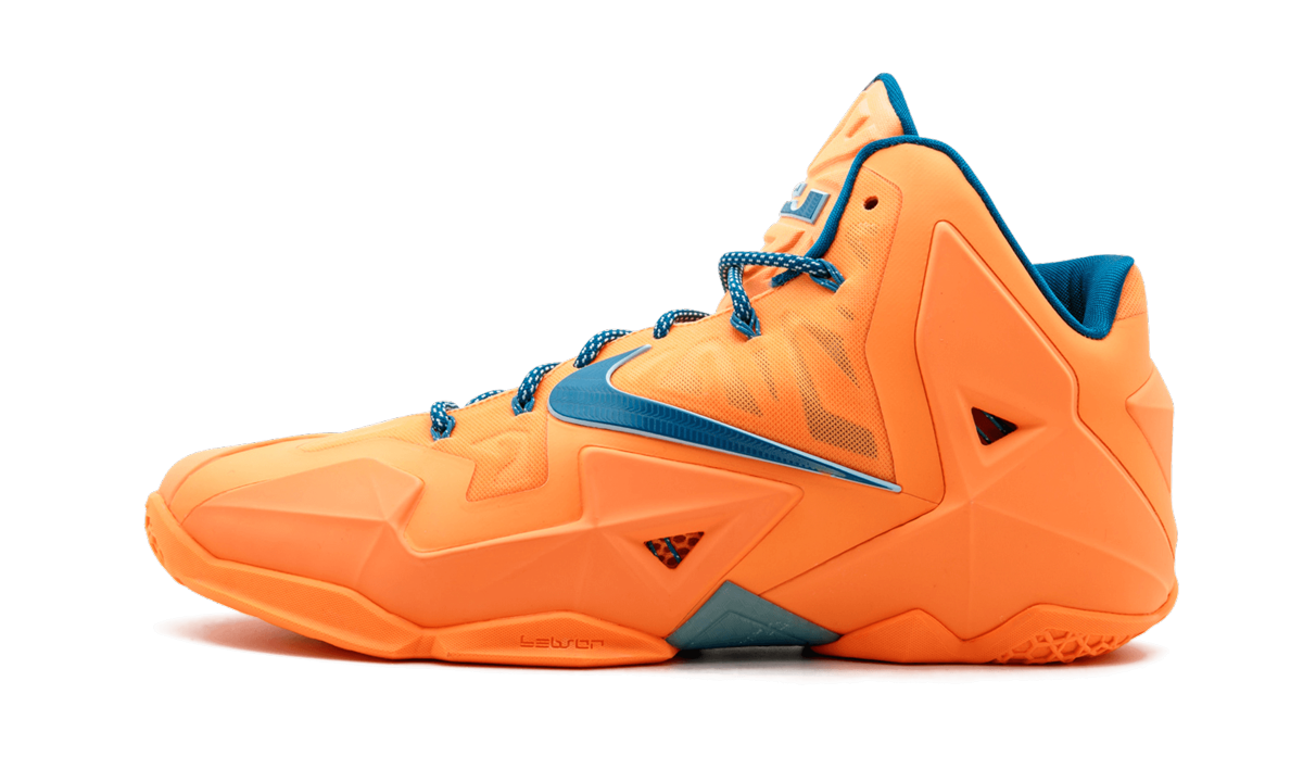 Lebron 11 "Atomic Orange" 616175 800