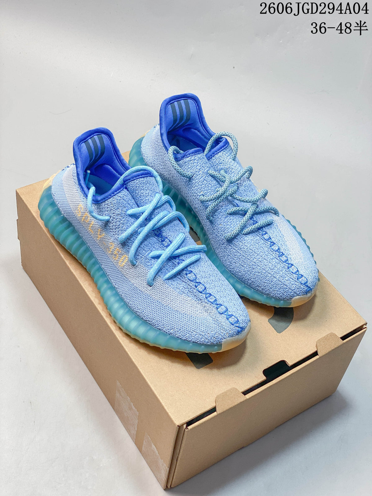 Adidas Yeezy Boost 350 V2 Blue Knit Sneakers TE9454